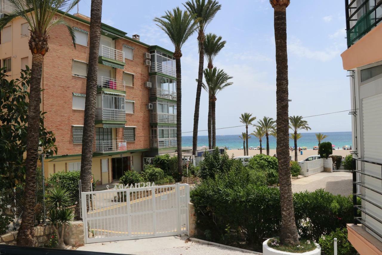 Archanda, apartamento en 1ª línea de playa Benidorm Exterior foto